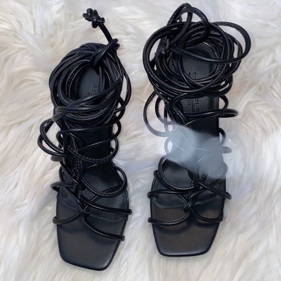 ASOS Truffle Collection
Sandals Level up Strappy Heels - Picture 4 of 7